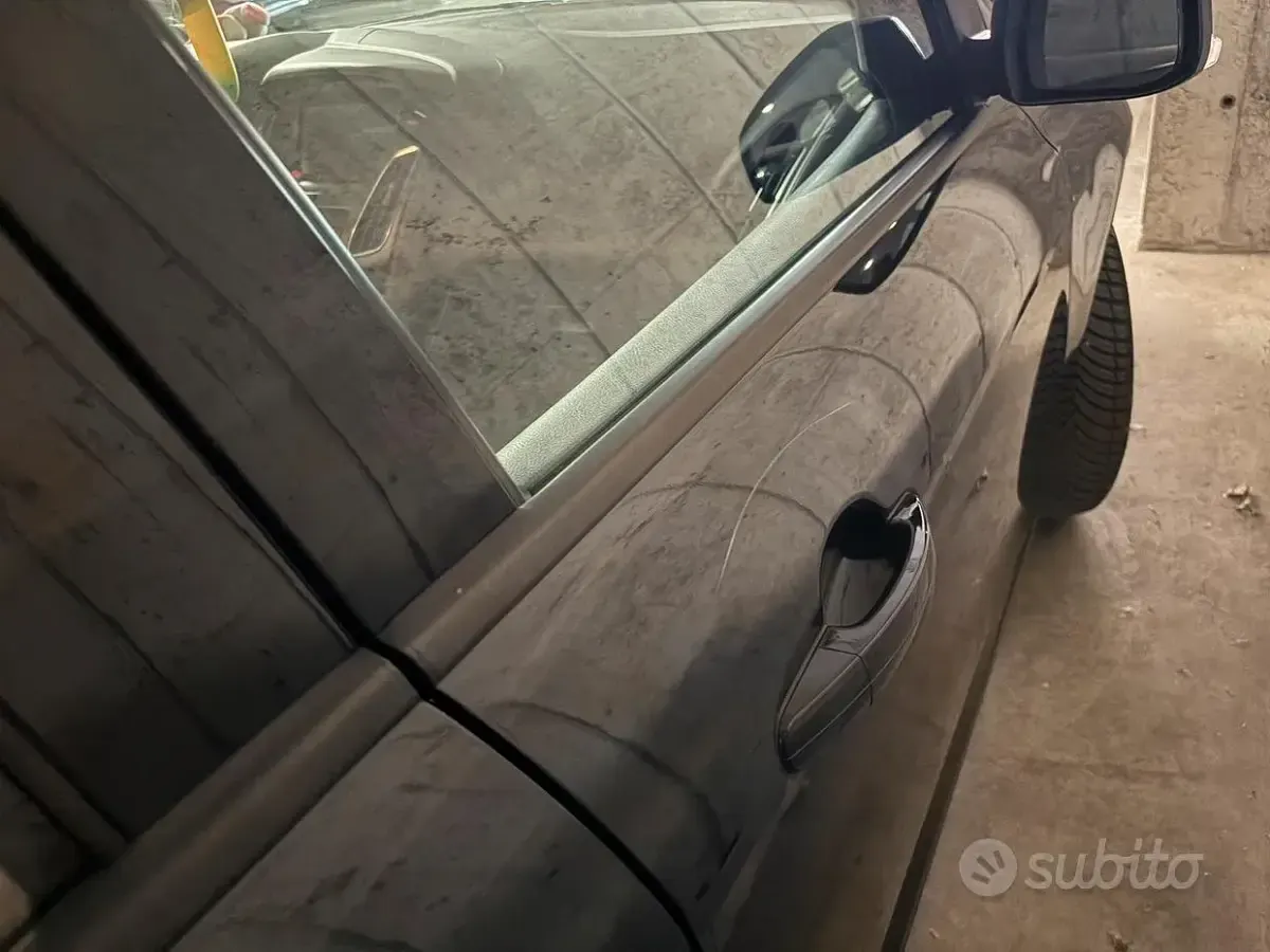 Usata Ford Focus 69 CV (50 kW) 2004 Nero Station wagon