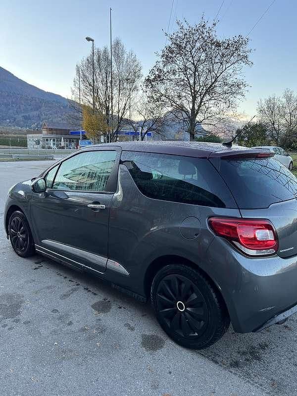 Usata Citroën DS3 Chic 95 CV (69 kW) 2012 Grigio Berlina