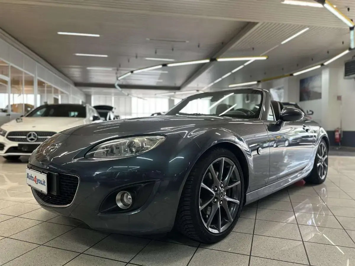 Usata Mazda MX5 126 CV (92 kW) 2012 Grigio Cabrio