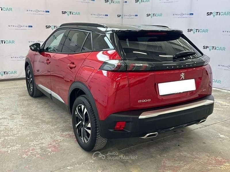 Usata Peugeot 2008 GT 131 CV (96 kW) 2023 Rosso SUV