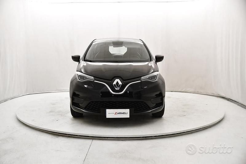 Usata Renault Zoe Life 80 kW (109 CV) 2020 Nero Utilitaria