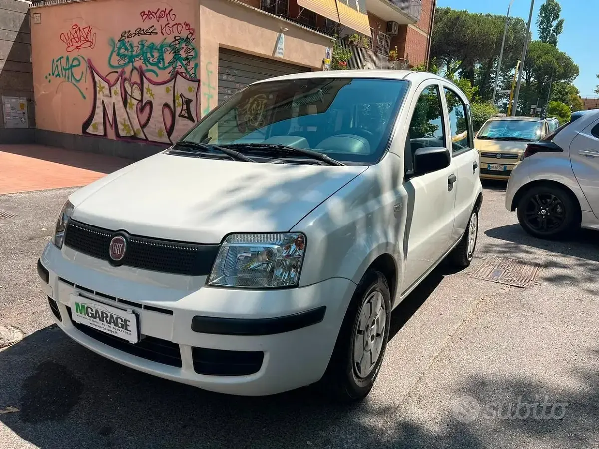 Usata Fiat Panda Active 54 CV (39 kW) 2008 Bianco Utilitaria
