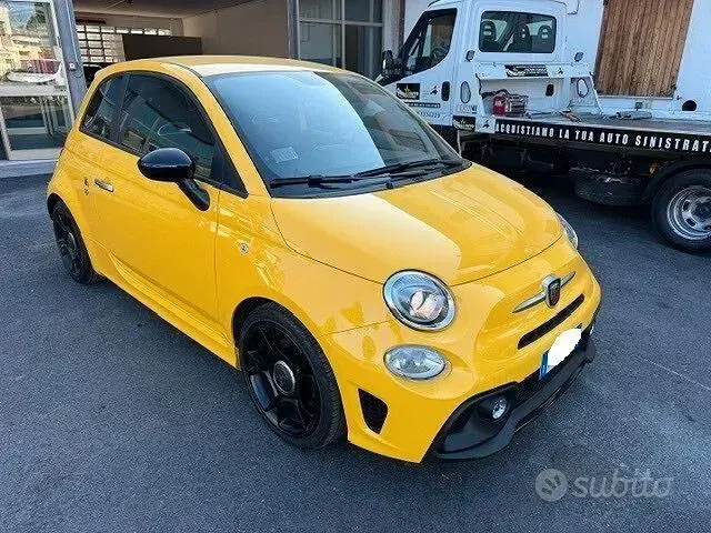 Usata Abarth 595 Pista 160 CV (117 kW) 2019 Giallo Berlina