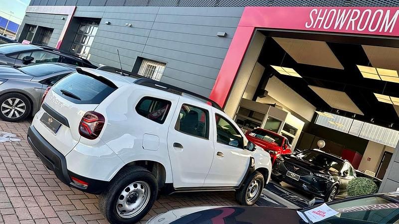 Usata Dacia Duster Essentiel 101 CV (74 kW) 2022 Bianco SUV