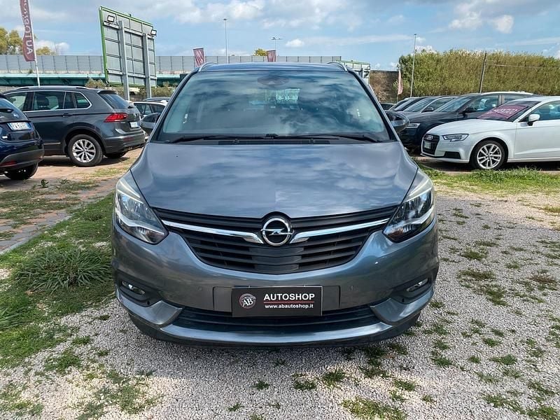 Usata Opel Zafira Life Innovation 137 CV (100 kW) 2019 Grigio Monovolume