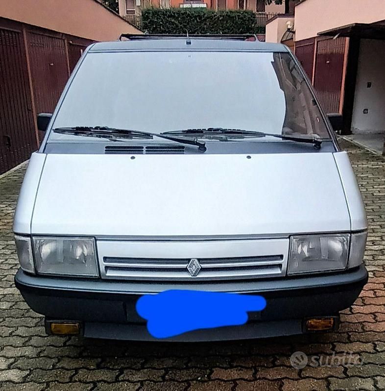 Usata Renault Espace 101 CV (74 kW) 1988 Grigio Monovolume