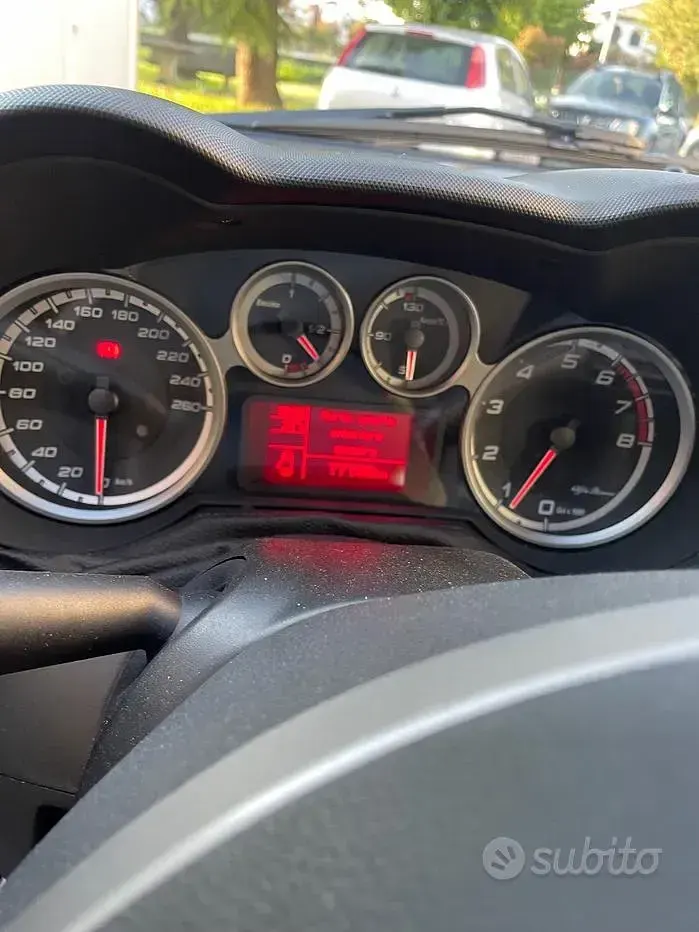 Usata Alfa Romeo MiTo 70 CV (51 kW) 2014 Nero Utilitaria