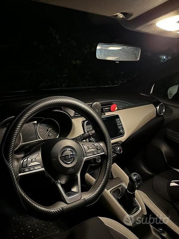 Usata Nissan Micra 90 CV (66 kW) 2018 Bianco Utilitaria