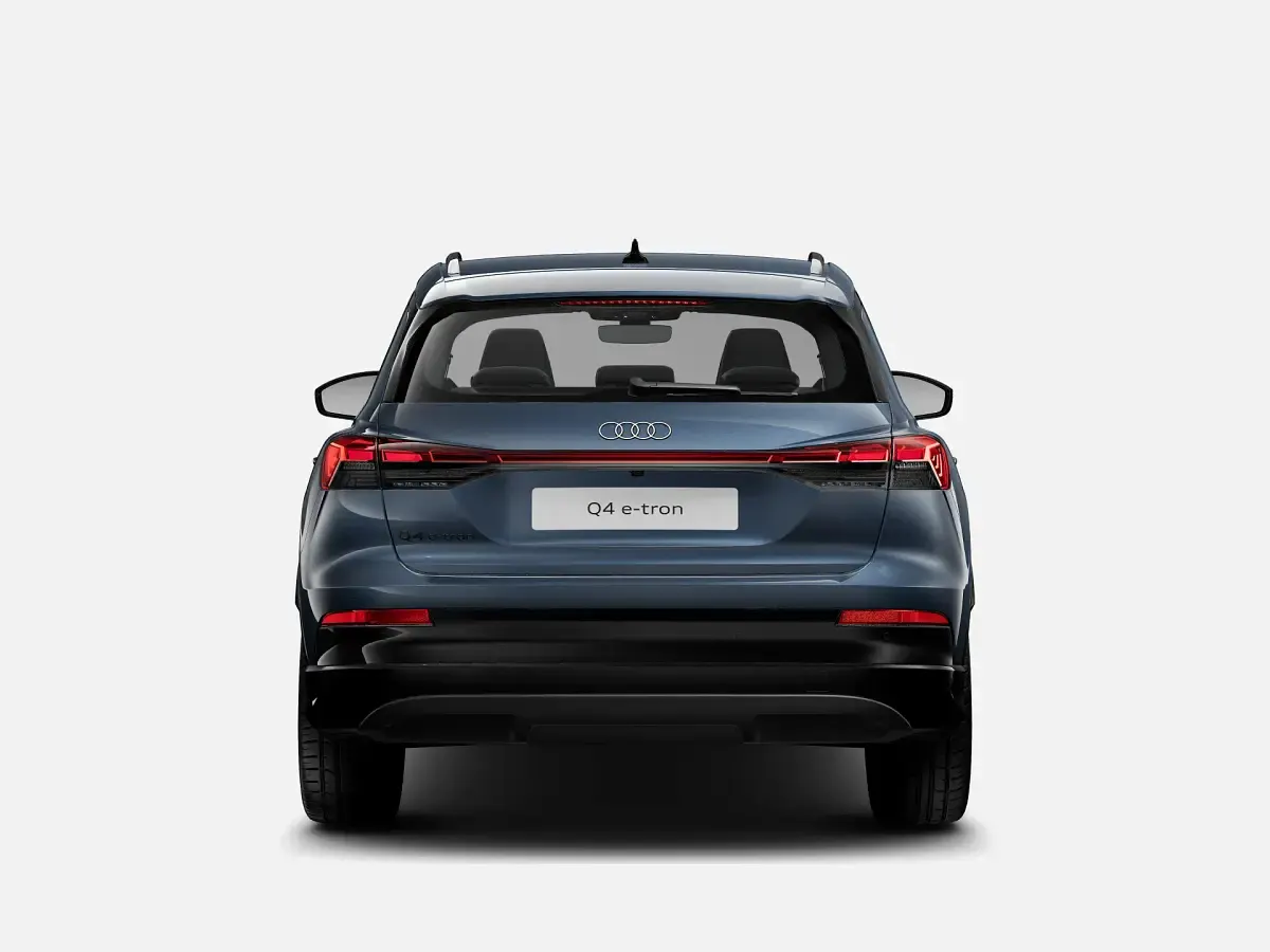 Nuova Audi Q4 e-tron Advanced 88 kW (121 CV) 2027 Blu plasma metallizzato SUV