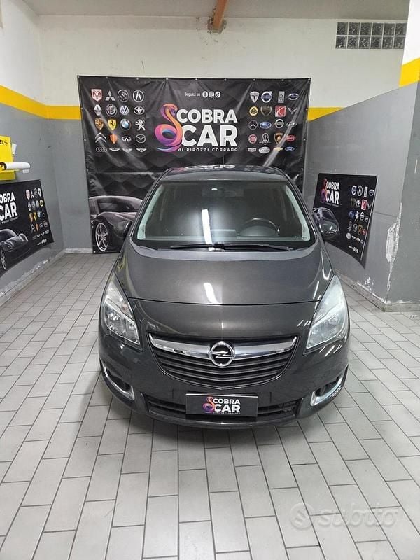 Grigio Usata 2015 Opel Meriva Design Edition Monovolume | 4999 € - Immagine 1/4