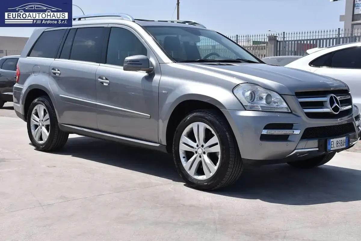 Usata Mercedes GL350 265 CV (194 kW) 2012 Grigio SUV