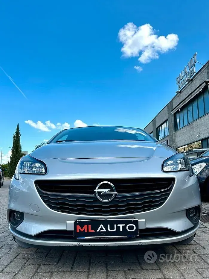 Usata Opel Corsa 90 CV (66 kW) 2016 Grigio Utilitaria