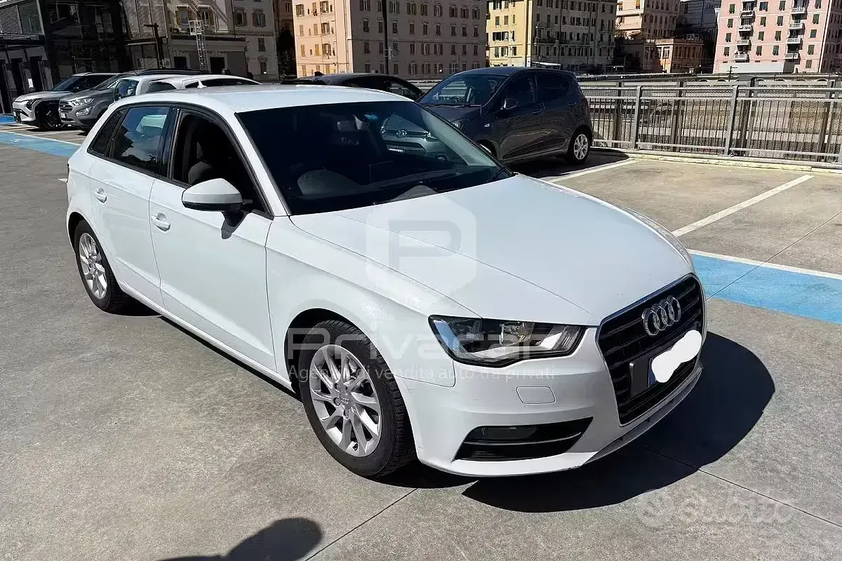 Usata Audi A3 Sportback Ambition 110 CV (80 kW) 2016 Bianco Utilitaria