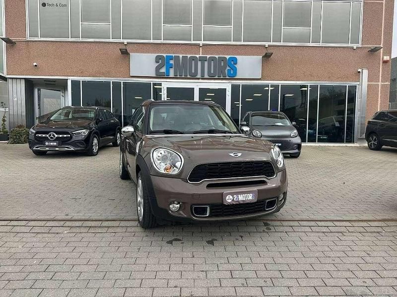Marrone Usata 2014 Mini Cooper SD Countryman SUV | 11.900 € (Molto cara) - Immagine 1/4
