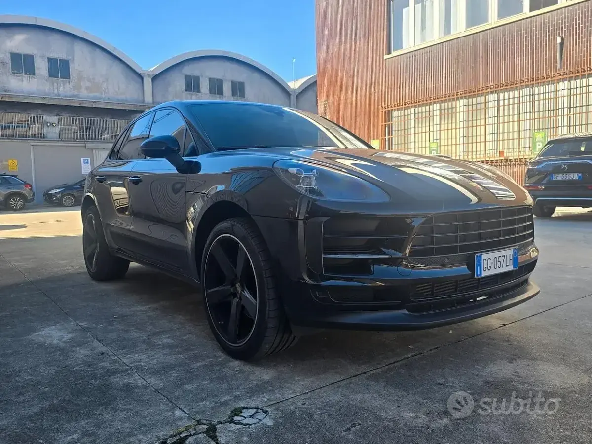 Usata Porsche Macan 245 CV (180 kW) 2021 Nero SUV