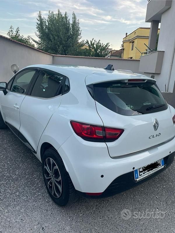 Usata Renault Clio IV 75 CV (55 kW) 2013 Bianco Utilitaria