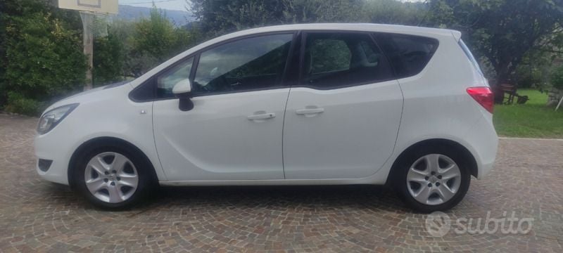 Usata Opel Meriva 101 CV (74 kW) 2014 Monovolume