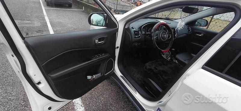 Usata Jeep Compass 140 CV (102 kW) 2018 Bianco SUV