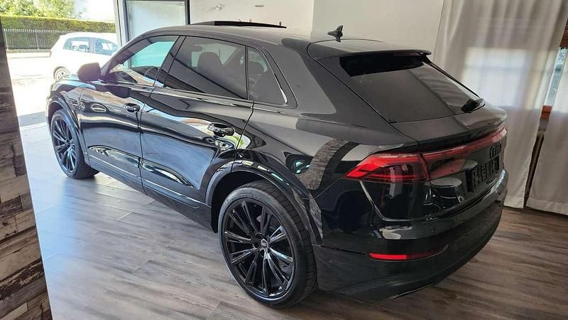 Usata Audi Q8 S-Line 286 CV (210 kW) 2024 Nero SUV