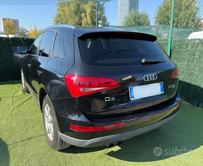 Usata Audi Q5 170 CV (125 kW) 2009 Nero SUV