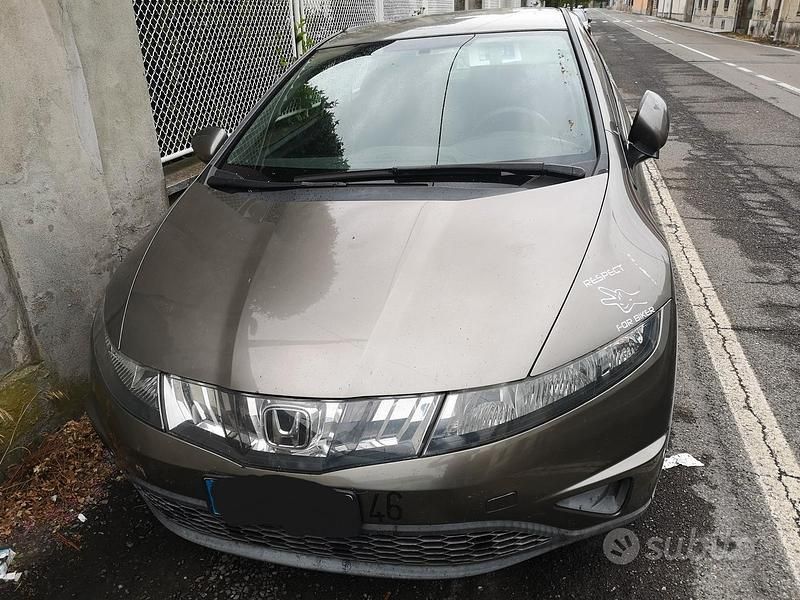 Usata Honda Civic 140 CV (102 kW) 2009 Grigio Berlina