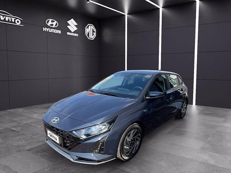 Aurora gray Nuova 2025 Hyundai i20 | 18.500 € (Buon prezzo) - Immagine 1/4