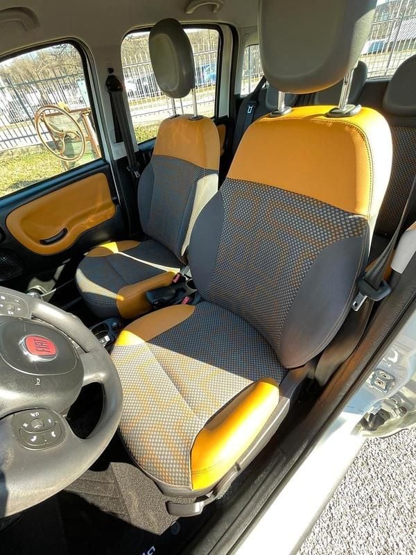 Usata Fiat Panda 4x4 S 75 CV (55 kW) 2014 Bianco Utilitaria