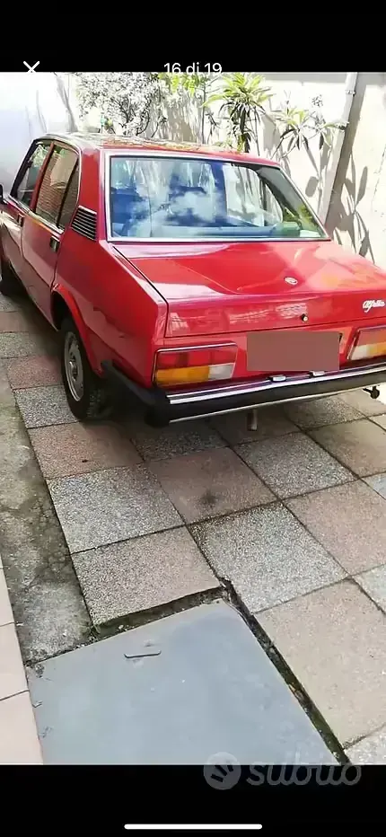 Usata Alfa Romeo Alfetta 130 CV (95 kW) 1982 Rosso Berlina