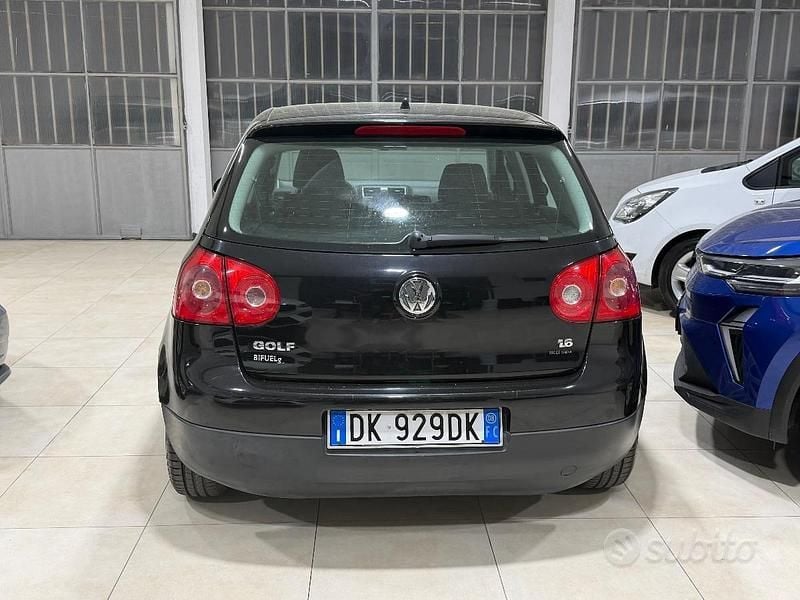 Usata VW Golf VI Comfortline 101 CV (74 kW) 2008 Utilitaria