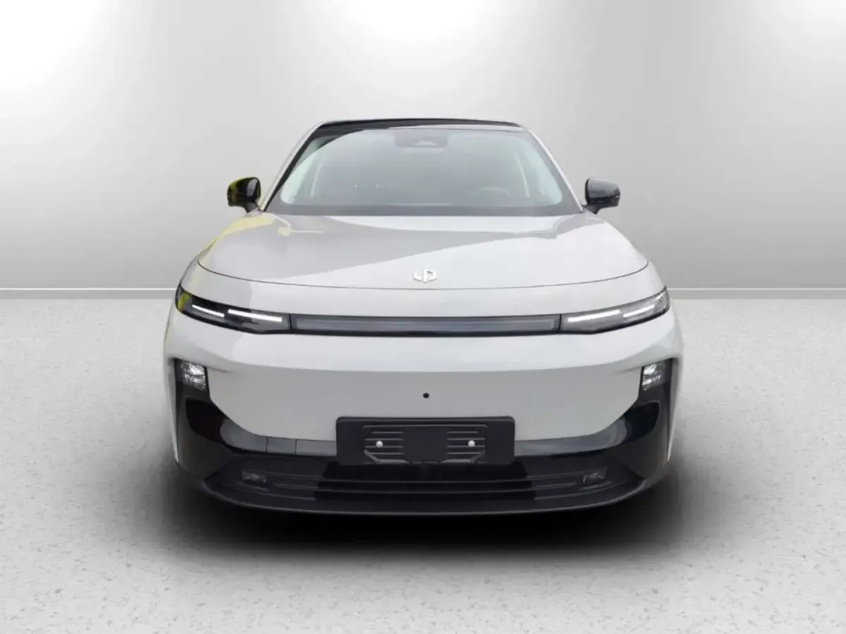 Nuova Leapmotor B10 69 kW (95 CV) 2025 Bianco SUV