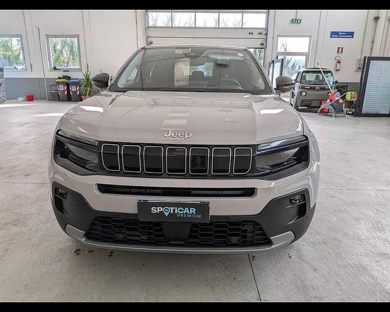Usata Jeep Avenger Summit 101 CV (74 kW) 2025 Beige SUV