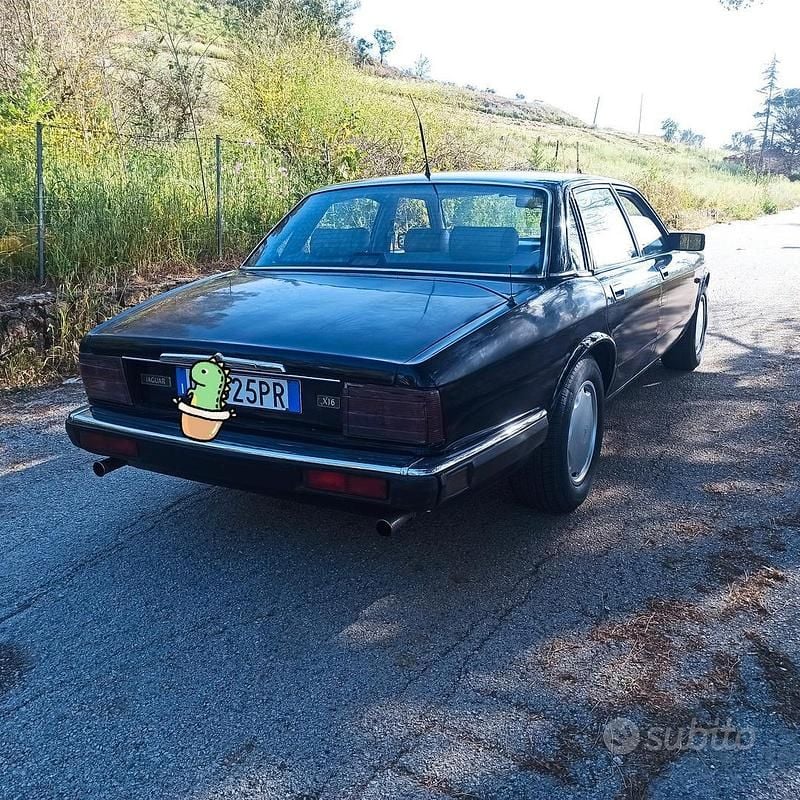 Usata Jaguar XJ6 1990 Blu Berlina