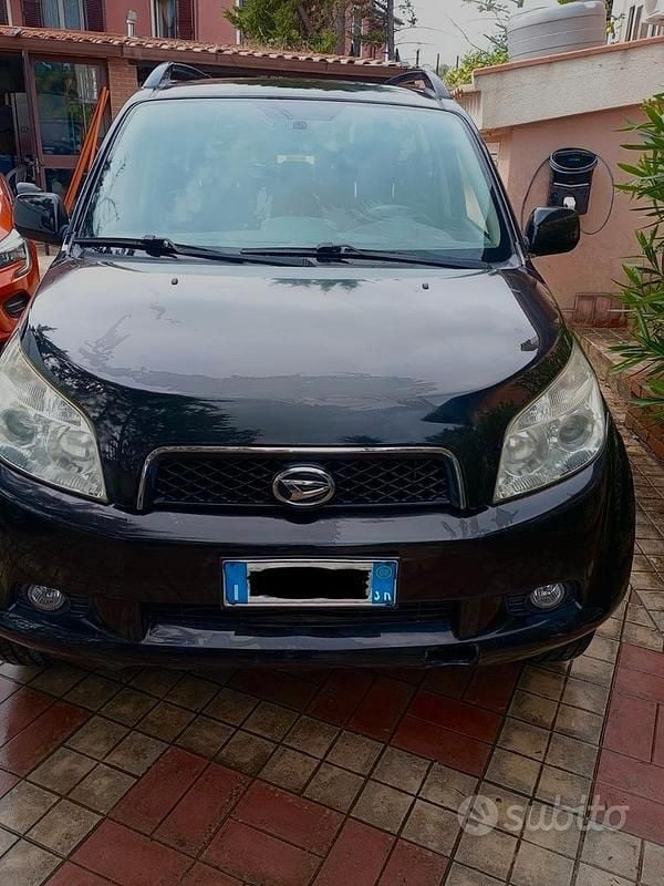 Usata Daihatsu Terios 105 CV (77 kW) 2008 Nero SUV