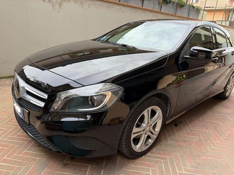 Usata Mercedes A180 109 CV (80 kW) 2014 Berlina