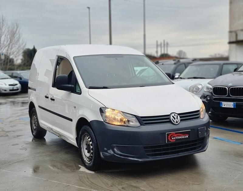 Usata VW Caddy Trendline 109 CV (80 kW) 2012 Bianco Monovolume