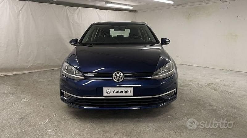 Usata VW Golf VII Comfortline 110 CV (80 kW) 2018 Blu Berlina