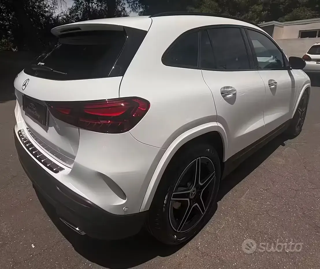 Usata Mercedes GLA200 AMG line 150 CV (110 kW) 2026 Bianco SUV