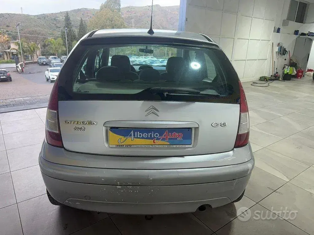 Usata Citroën C3 Exclusive 68 CV (50 kW) 2004 Grigio Berlina