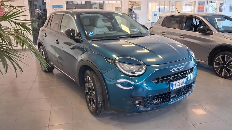 Usata Fiat 600 La Prima 135 CV (99 kW) 2025 Blu SUV