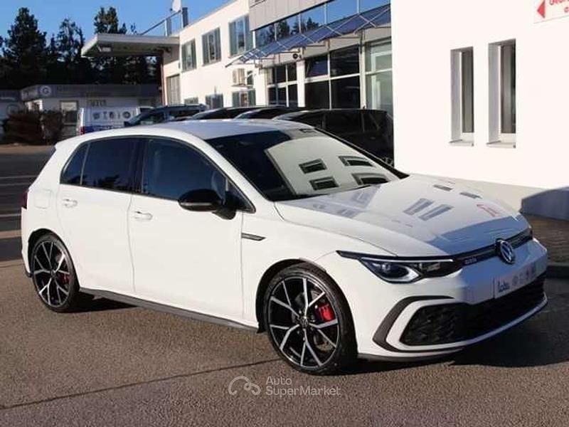 Bianco Usata 2022 VW Golf GTD Tre volumi | 25.490 € (Super prezzo) - Immagine 1/4