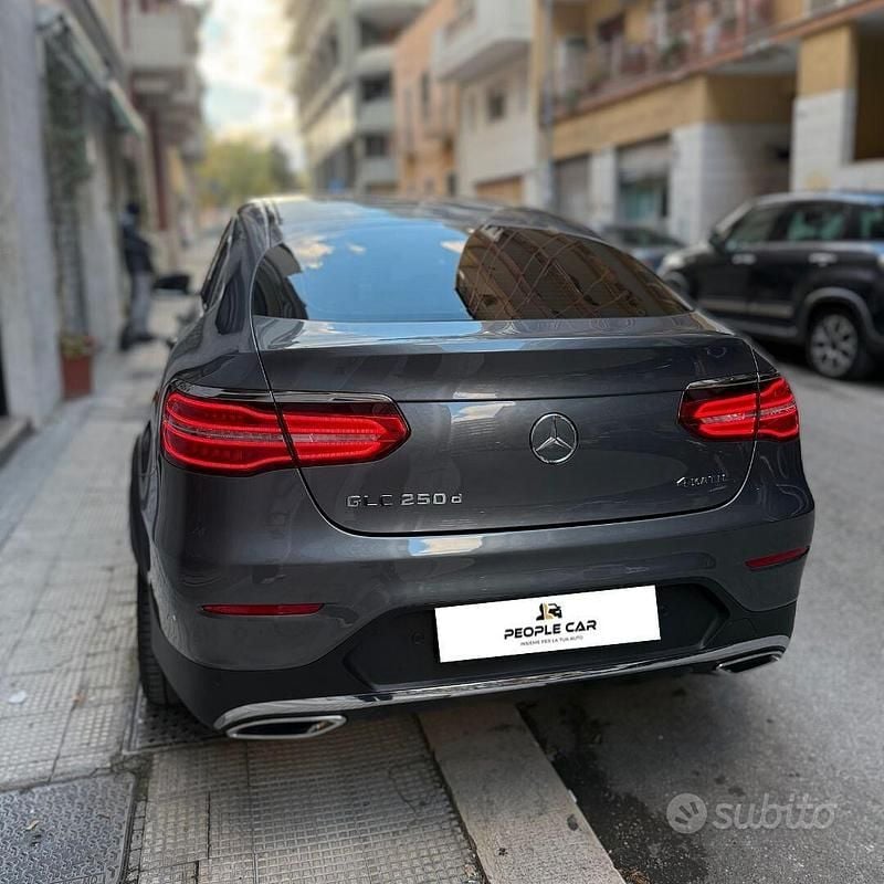 Usata Mercedes GLC250 Premium 204 CV (150 kW) 2018 Grigio Coupé