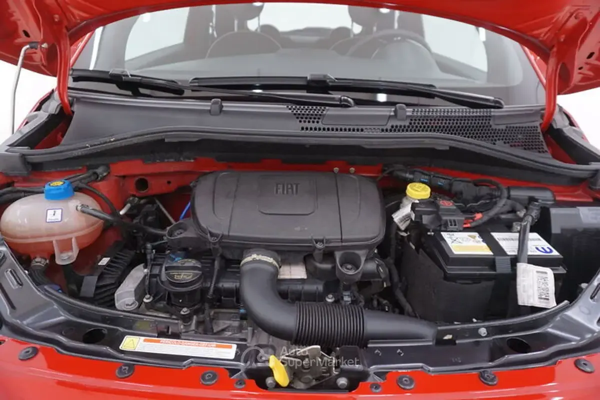 Begagnad Fiat 500 69 HK (50 kW) 2021 Röd Sedan