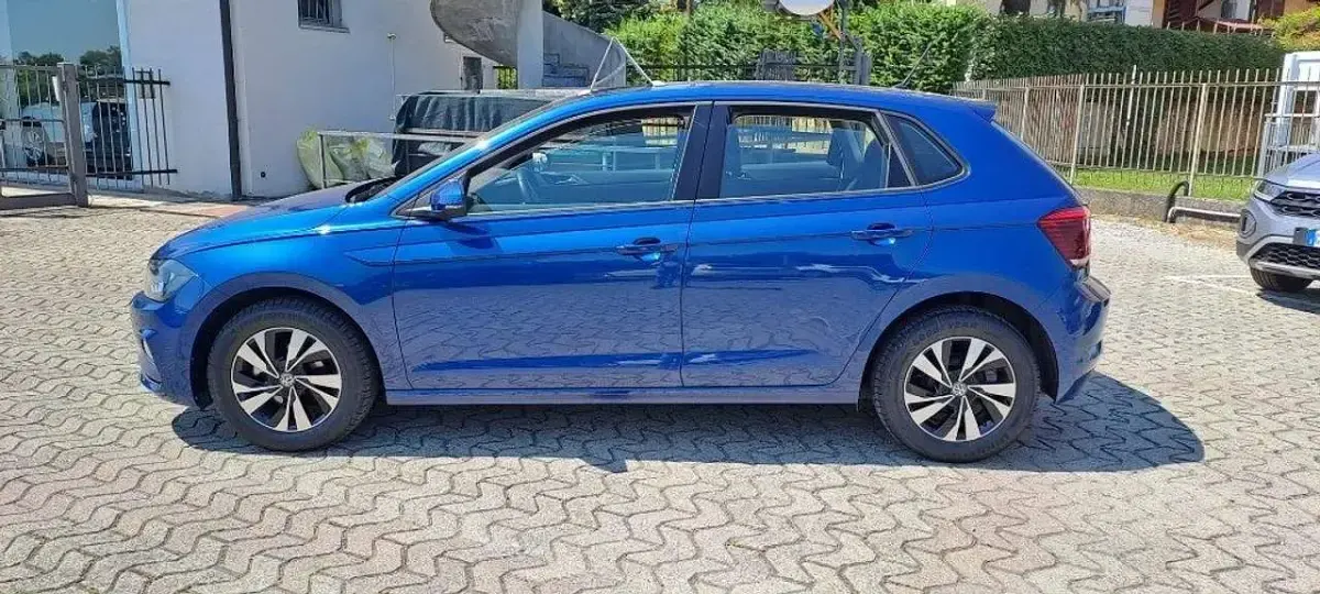 Usata VW Polo Comfortline 80 CV (58 kW) 2019 Blu Utilitaria