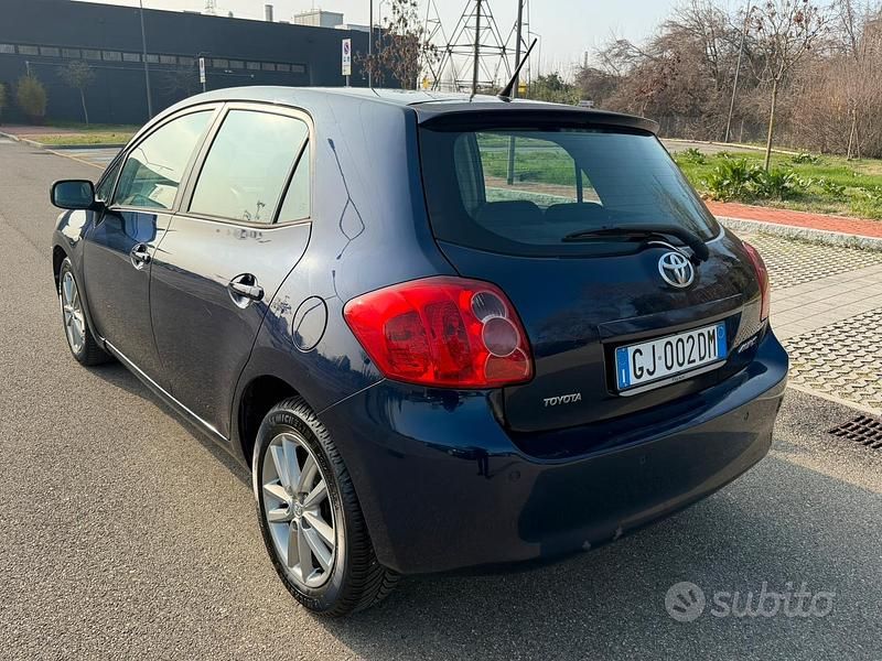 Usata Toyota Auris 2006 Blu Utilitaria