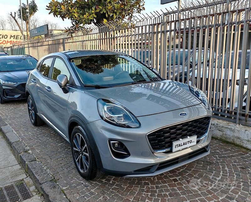 Usata Ford Puma Titanium 120 CV (88 kW) 2021 Grigio Berlina