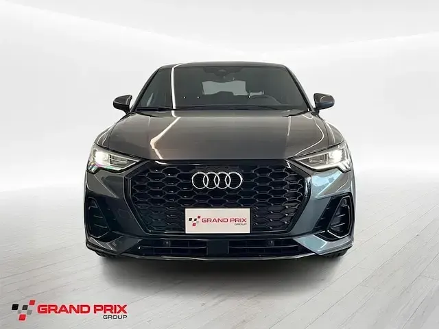 Usata Audi Q3 Sportback S-Line 150 CV (110 kW) 2022 Grigio daytona perla SUV