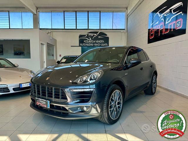 Grigio scuro Usata 2016 Porsche Macan Sport SUV | 33.900 € (Buon prezzo) - Immagine 1/4