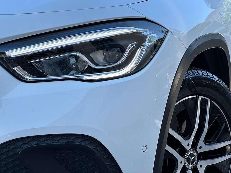 Usata Mercedes GLA180 116 CV (85 kW) 2023 Bianco SUV