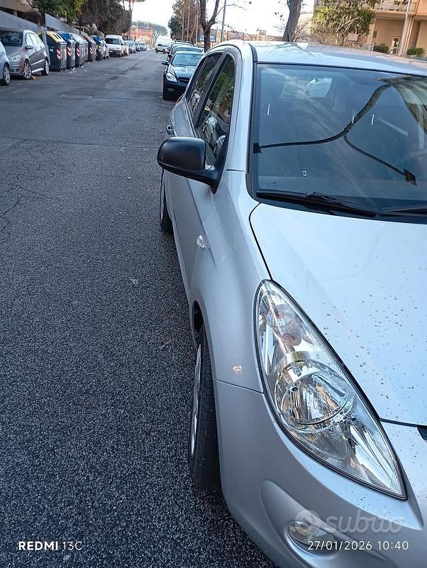 Usata Hyundai i20 2012 Grigio Utilitaria