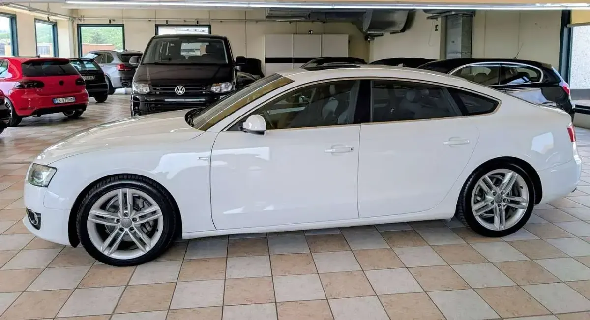 Usata Audi A5 Sportback S-Line 211 CV (155 kW) 2011 Bianco Utilitaria